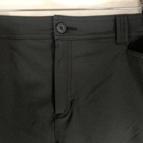 𝅺eddie Bauer skort, charcoal gray, size 14 - Picture 3 of 9